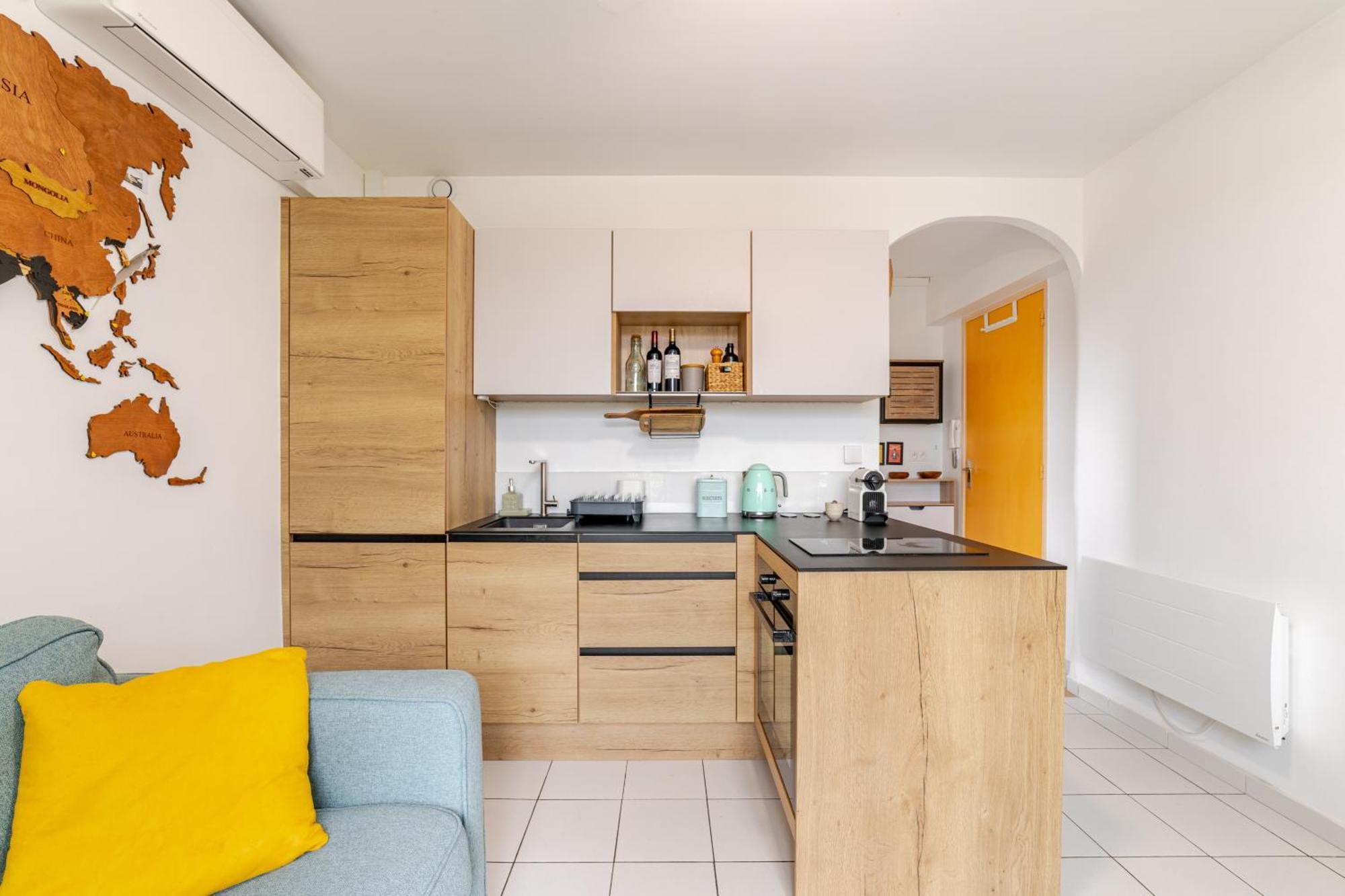 Cocon Comfortable Vue Mer, Clim Et Parking Санари-сюр-Мер Экстерьер фото